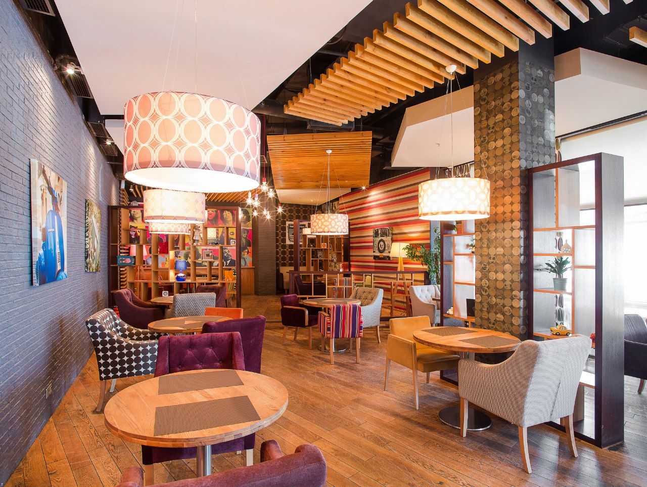 Кафе и бары Санкт-Петербурга с необычной концепцией