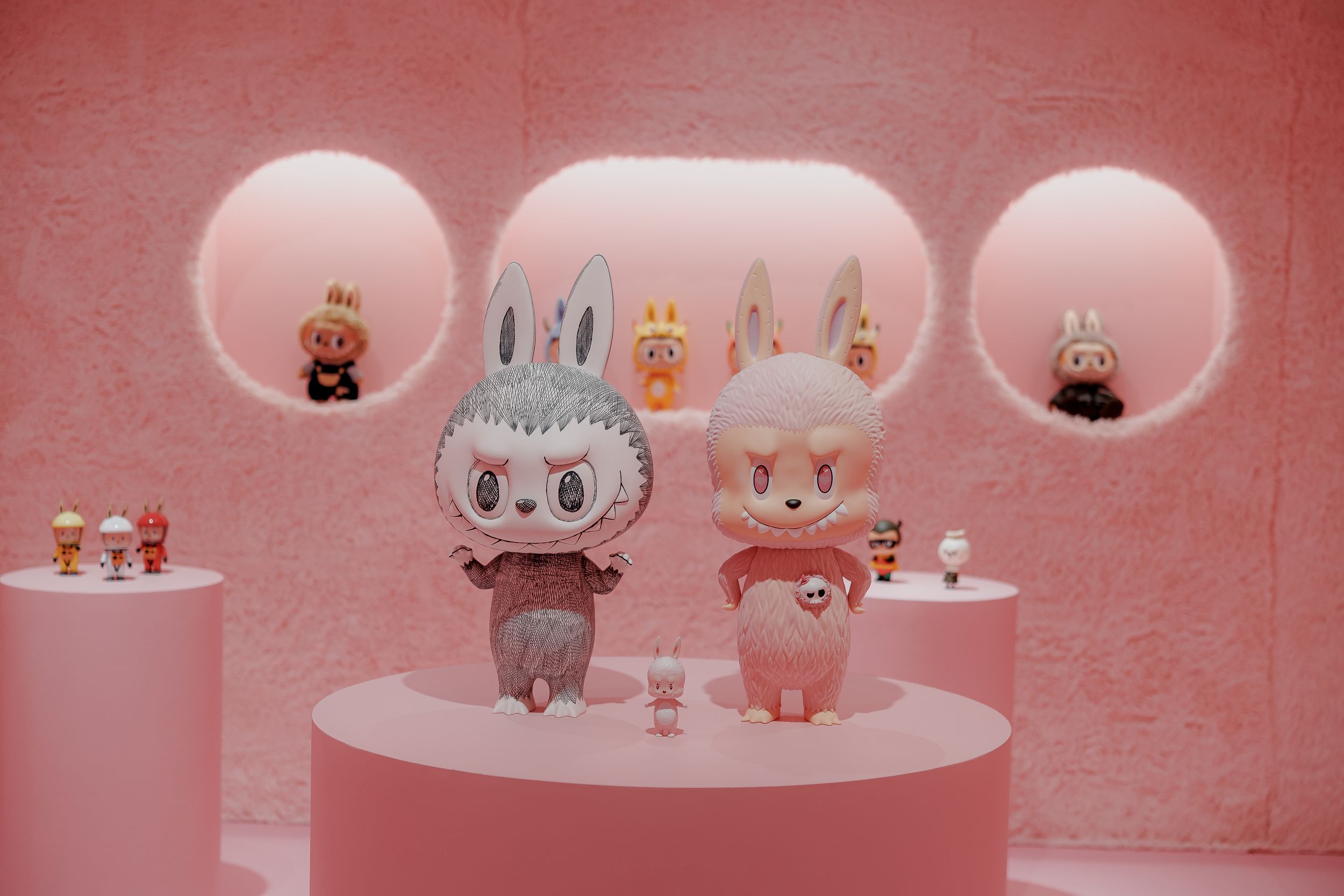 Выставка дизайнерских игрушек «Super Toys. Искусство внутри» фото 1