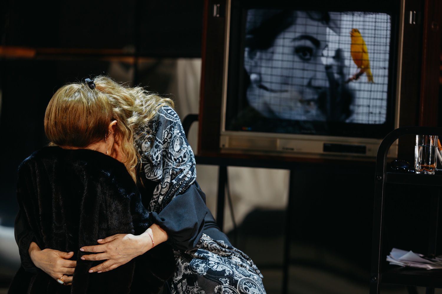 спектакль «Канарейка» в Театре Наций