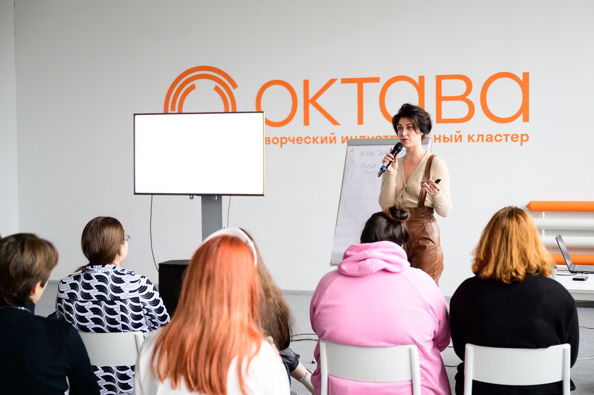 фестиваль «Молодая фотография в Октаве»