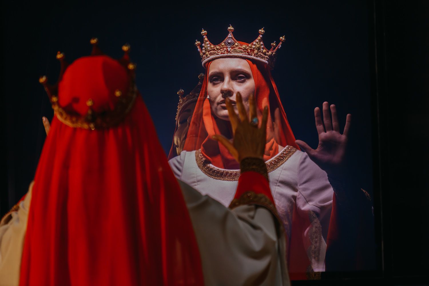 спектакль «Канарейка» в Театре Наций