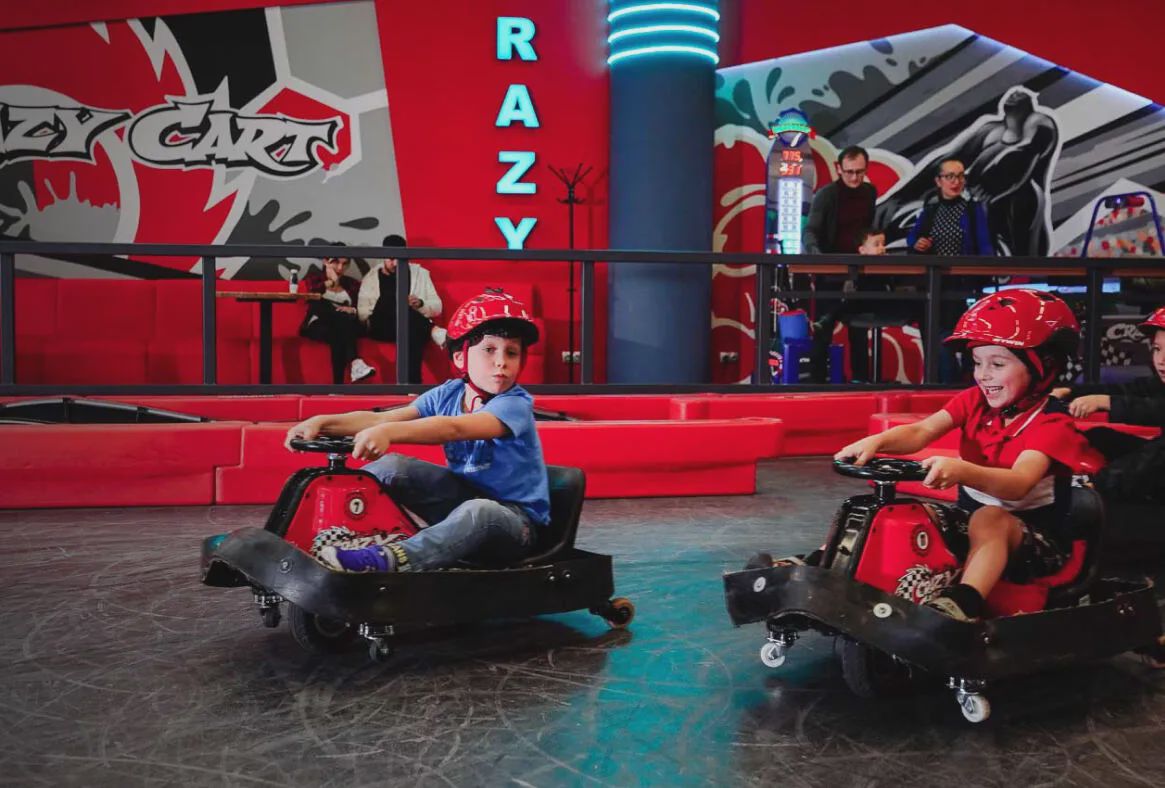 картинг Crazy Cart в ТРЦ «Авиапарк» со скидкой 30%