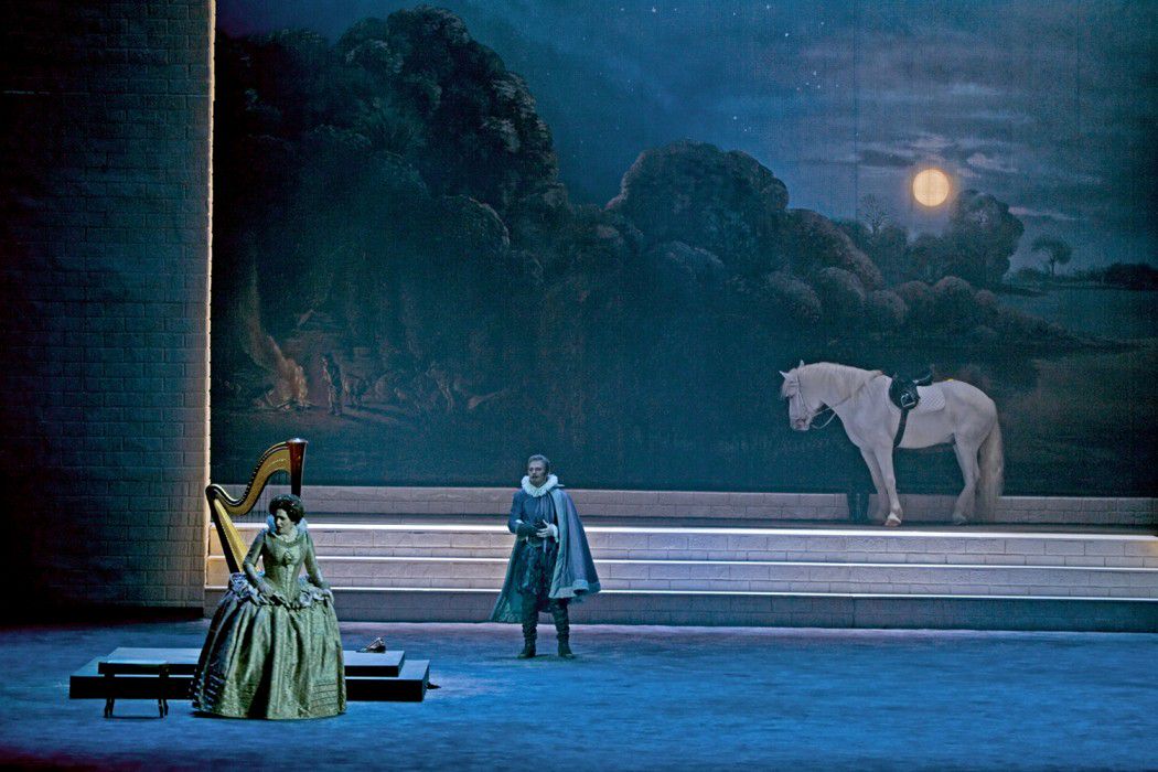 опера «Лючия ди Ламмермур» в Театре имени К. С. Станиславского и Вл. И. Немировича­-Данченко