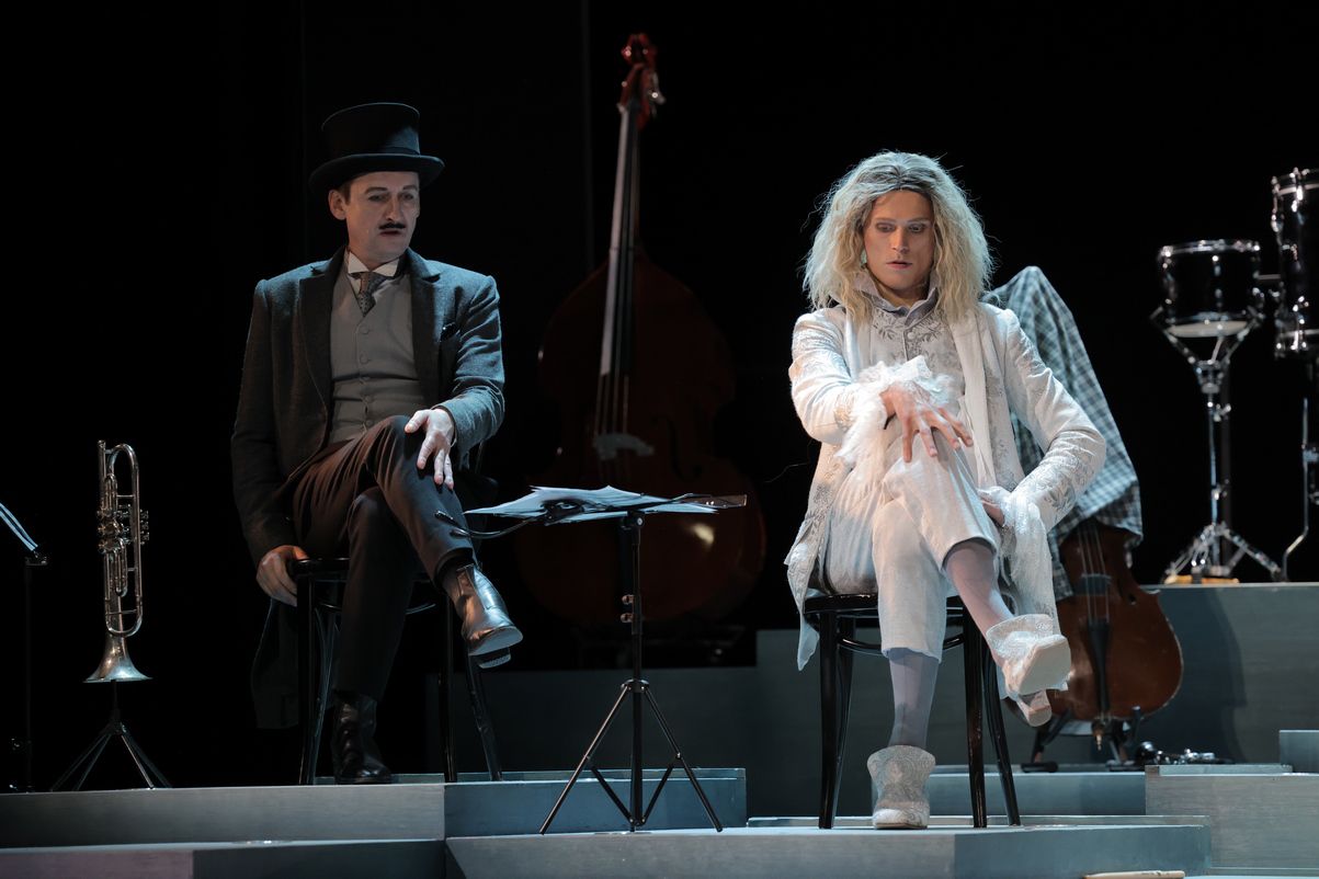 спектакль «Четыре тирана» в театре «Сатирикон»