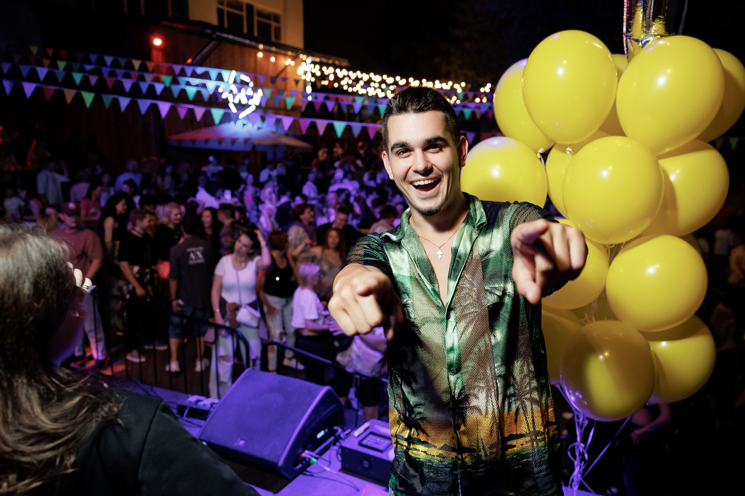 вечеринка «Молодость простит — 2k17»