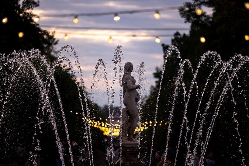 осенний фестиваль фонтанов «Счастье» в Петергофе — фото 3