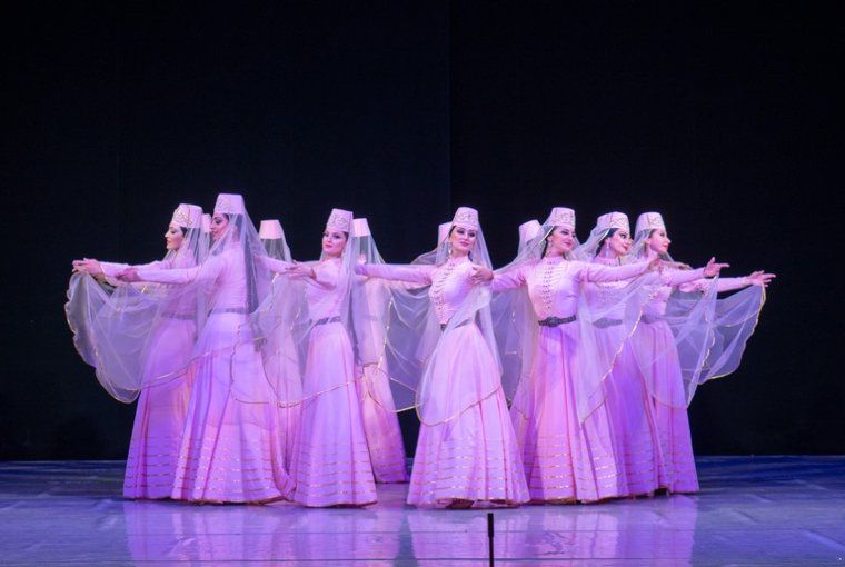 шоу ансамбля танца «Алан»