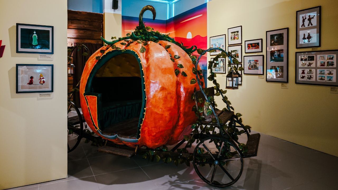 Выставка «Где водятся волшебники?» фото 5