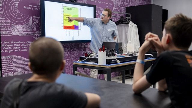 Мастер-класс «Поляризация: от 3D-кино до квантовой криптографии» в музее «АТОМ» фото 1