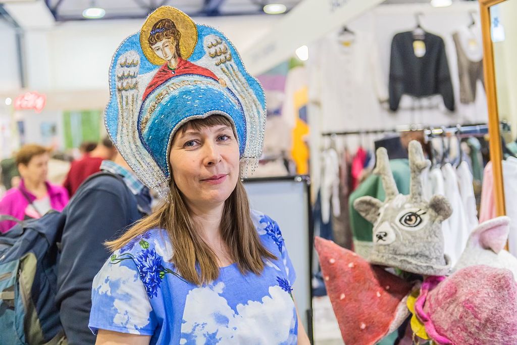 XXXIХ выставка-ярмарка народных художественных промыслов и ремёсел России «Ладья. Весенняя фантазия-2026» фото 7