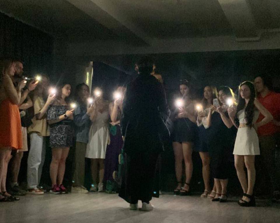 спектакль «Поиск» в постановке театрального проекта «Ноунейм»