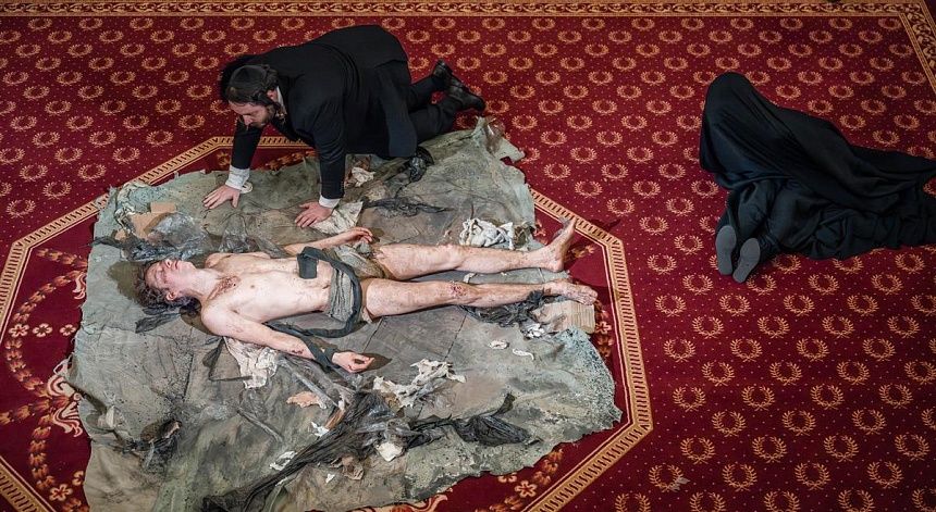 Спектакль «Иов» в Александринском театре