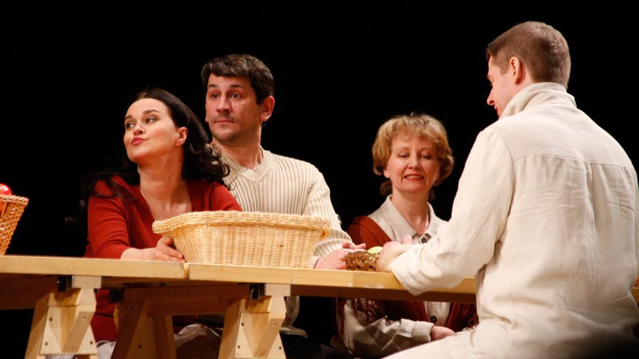 спектакль «Пролётный гусь» в МХТ им. А. П. Чехова
