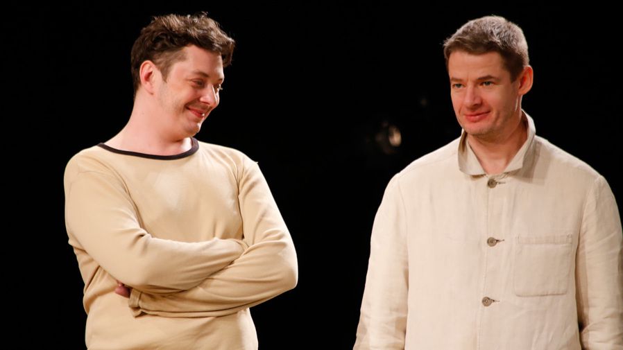 спектакль «Пролётный гусь» в МХТ им. А. П. Чехова