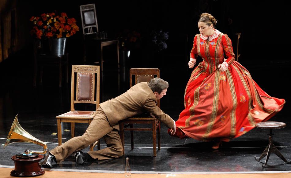 спектакль «Таланты и поклонники» в Театре им. Вл. Маяковского