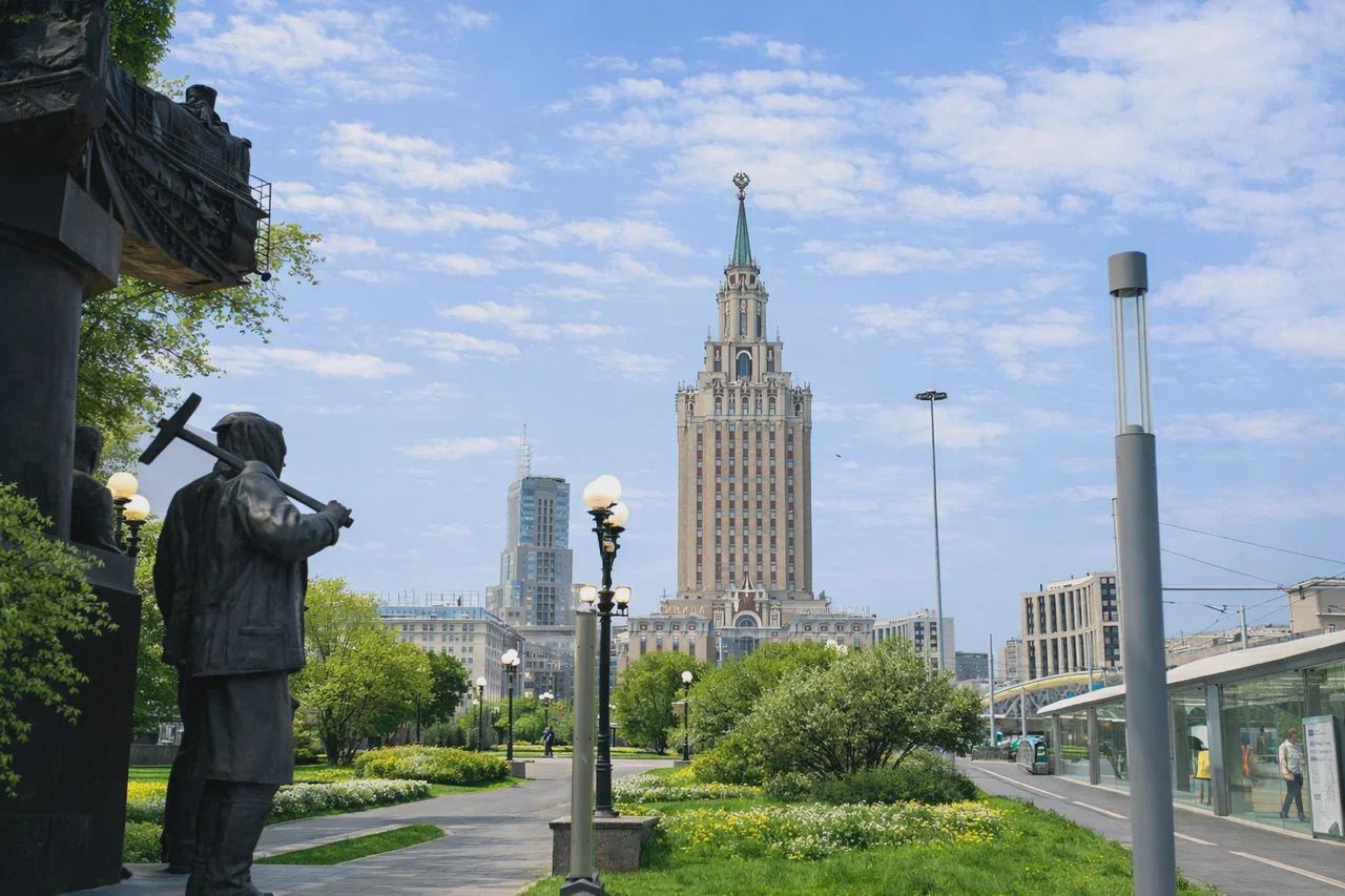 обзорная экскурсия по Москве на двухэтажном автобусе «Городские достопримечательности» (City Sightseeing)