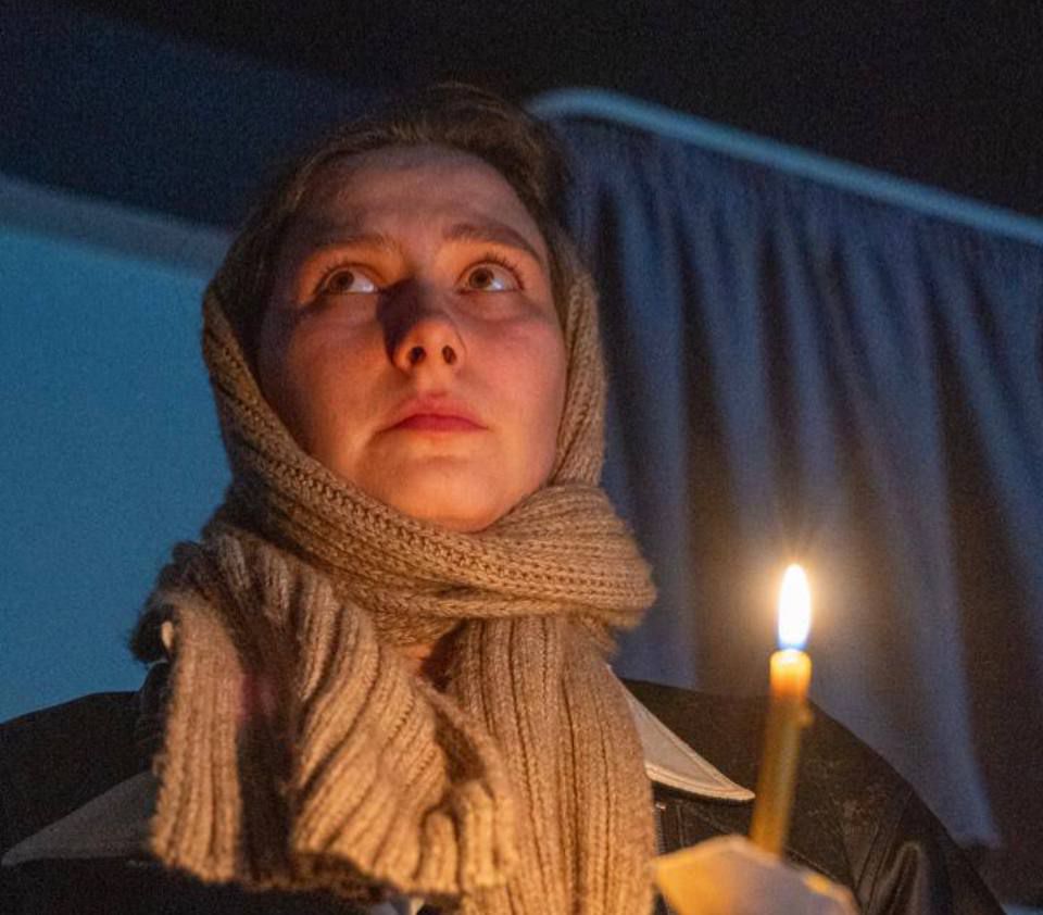 спектакль «Поиск» в постановке театрального проекта «Ноунейм»