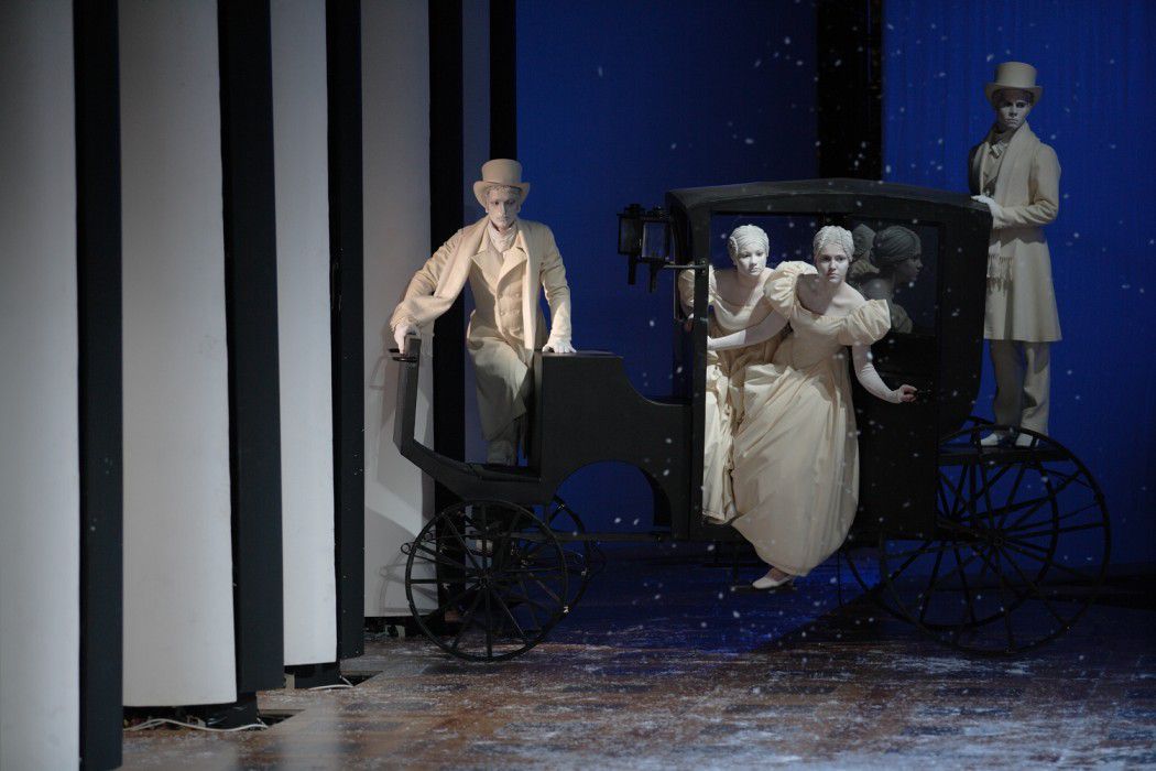 спектакль «Евгений Онегин» в Театре имени К. С. Станиславского и Вл. И. Немировича­-Данченко