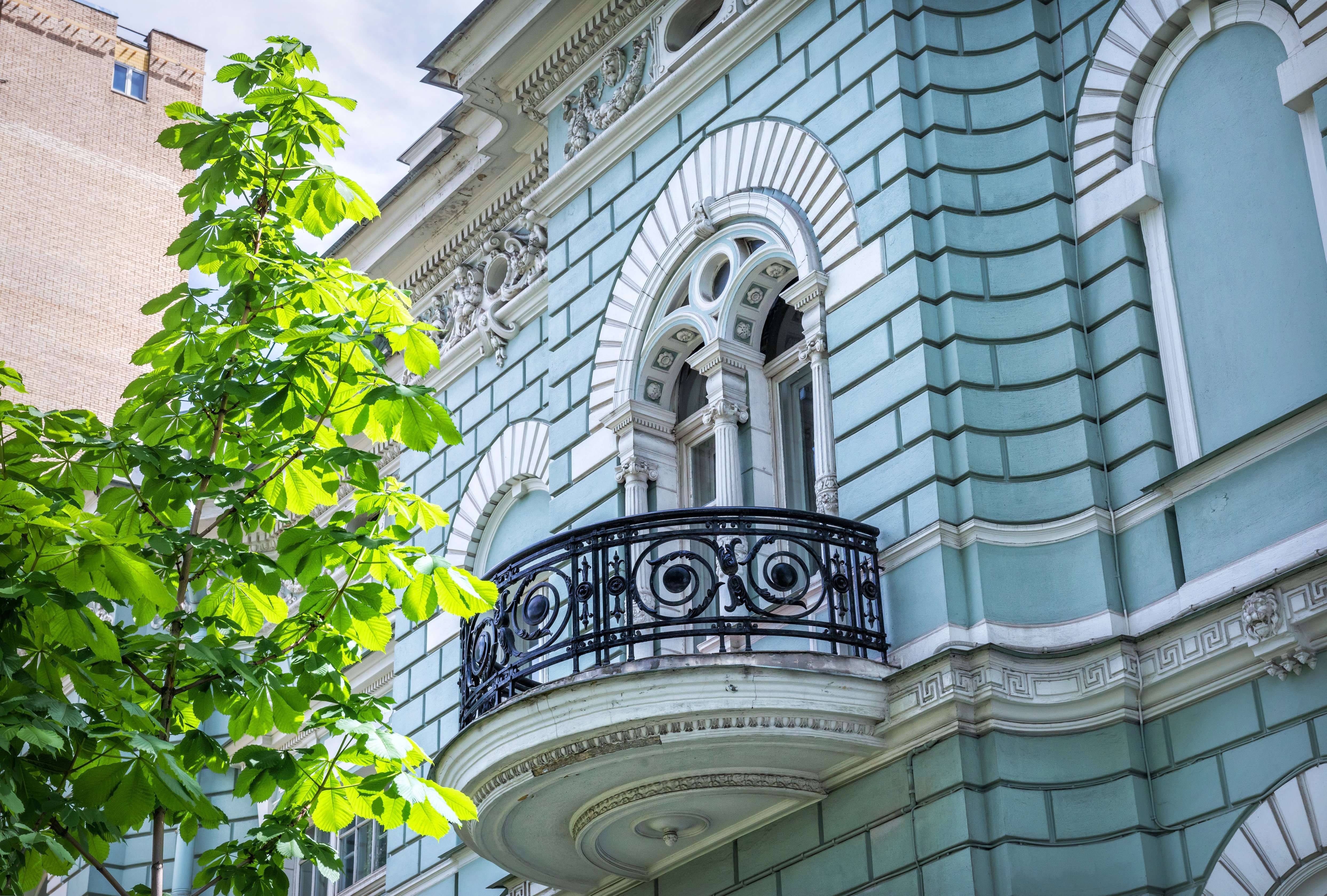 пешеходная экскурсия «Посольства Москвы: загадки и тайны старинных особняков»