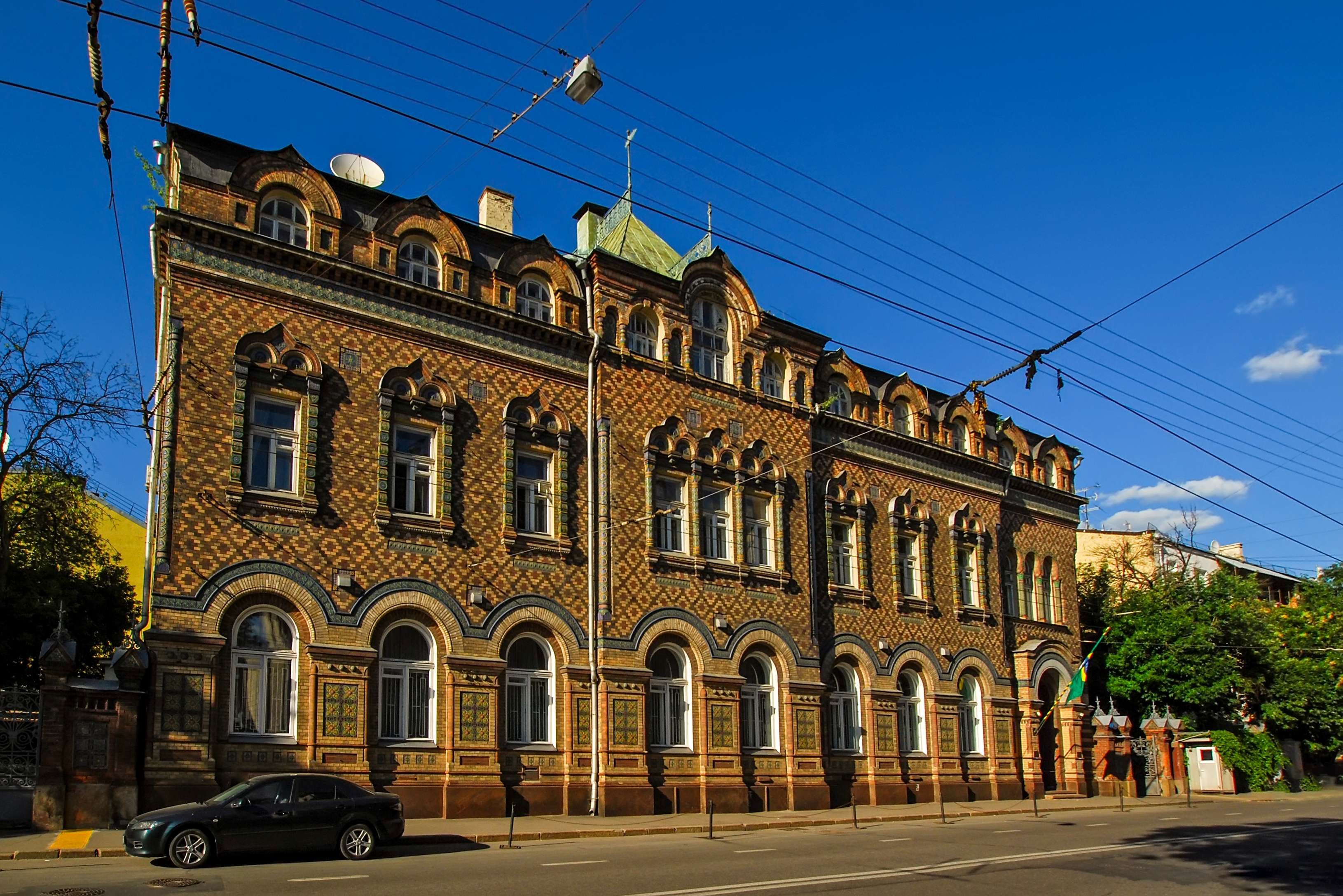 пешеходная экскурсия «Посольства Москвы: загадки и тайны старинных особняков»