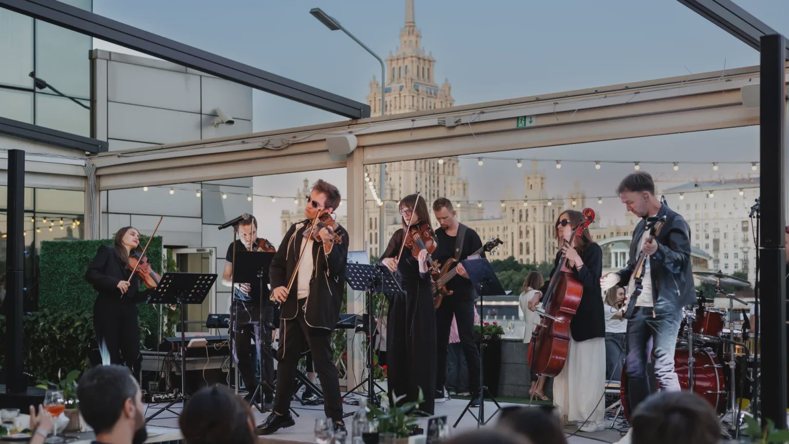 концерт «Мировые поп-хиты в симфоническом звучании на высоте»