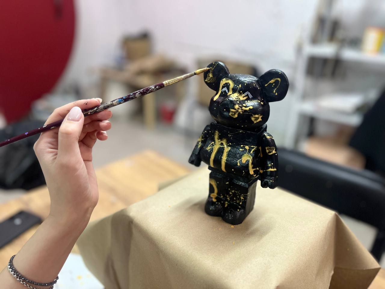 Мастер-классы по росписи мишек и по ручной лепке в студии «Объём» фото 1