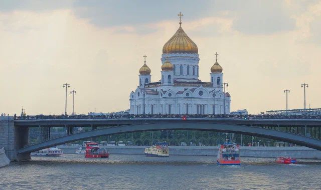Пешеходная экскурсия «Храм Христа Спасителя + 4 смотровые площадки» фото 1