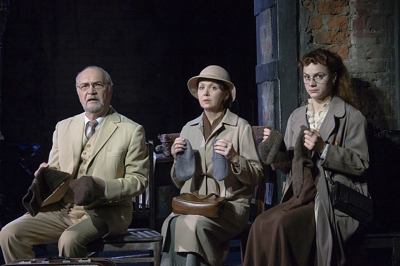 спектакль «Дневник Анны Франк» в Театре имени Евг. Вахтангова (Симоновская сцена)