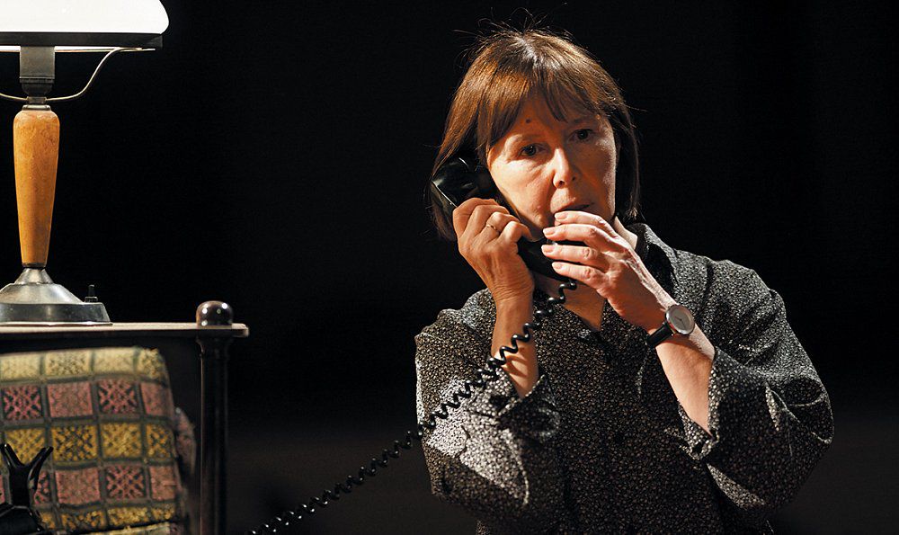 спектакль «Московский хор» в театре имени Вл. Маяковского