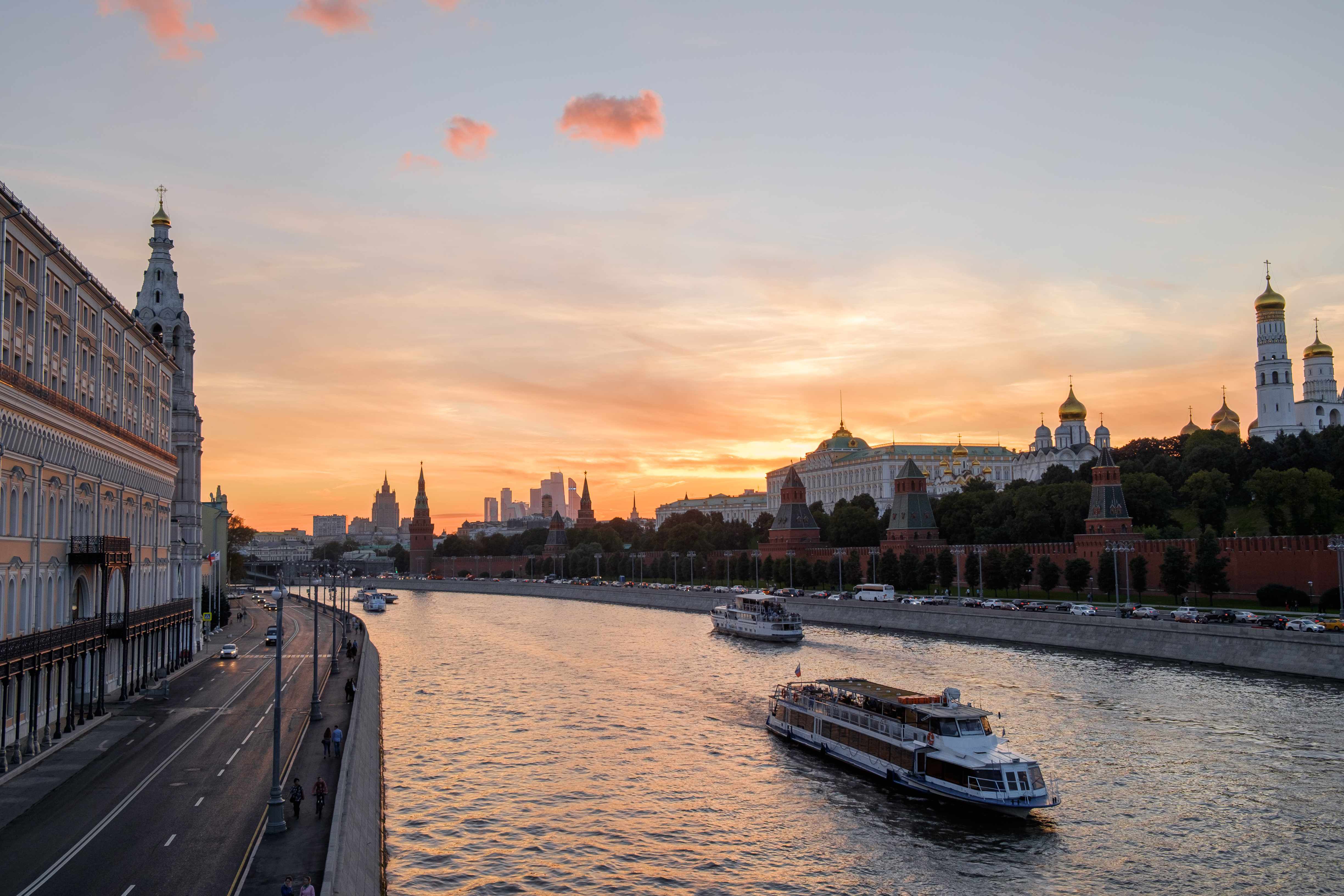 концерт на теплоходе «Дискотека 80–90-х» со скидкой 30%