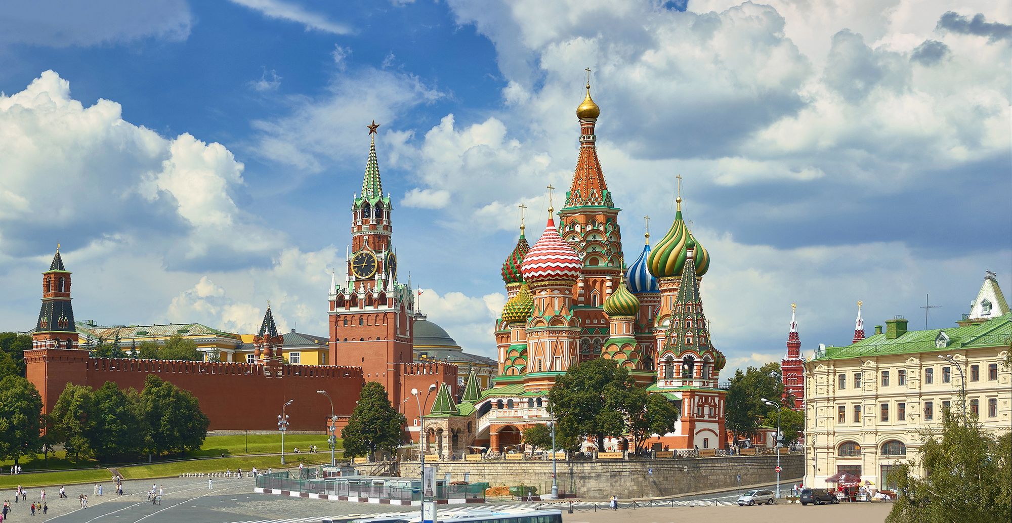 Russia Steps Up Election Influence Efforts Ahead of US Midterms, NPR Reports