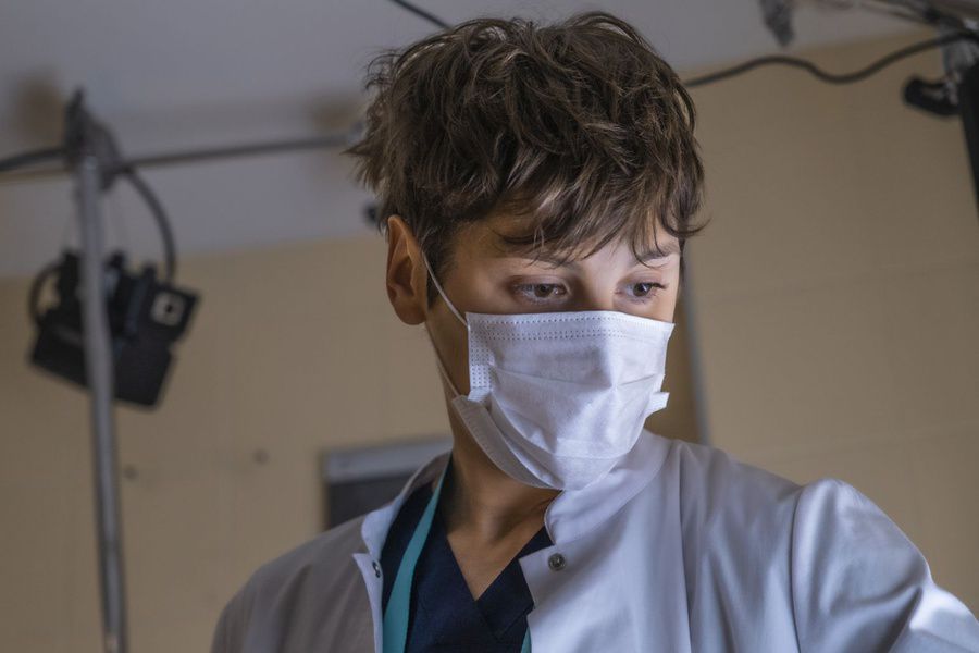 Роман Каримов снимает фильм о пандемии с Ириной Горбачёвой