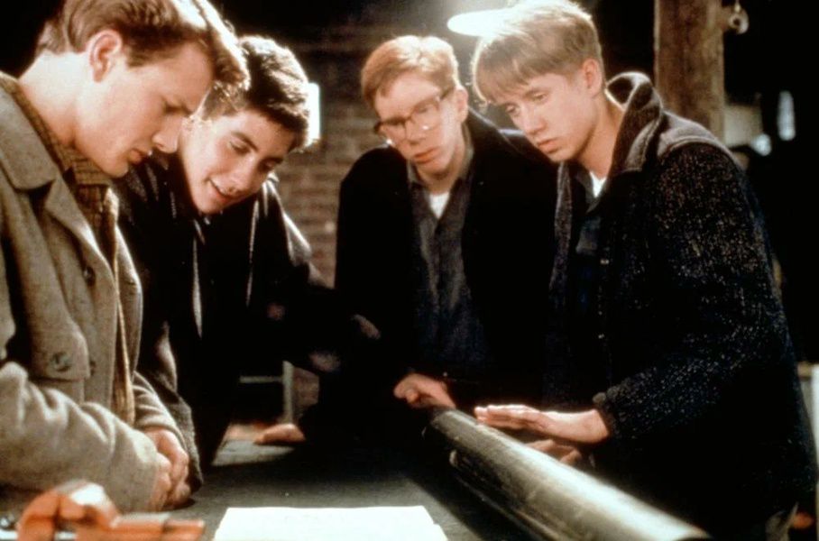 Кадр из фильма «Октябрьское небо»