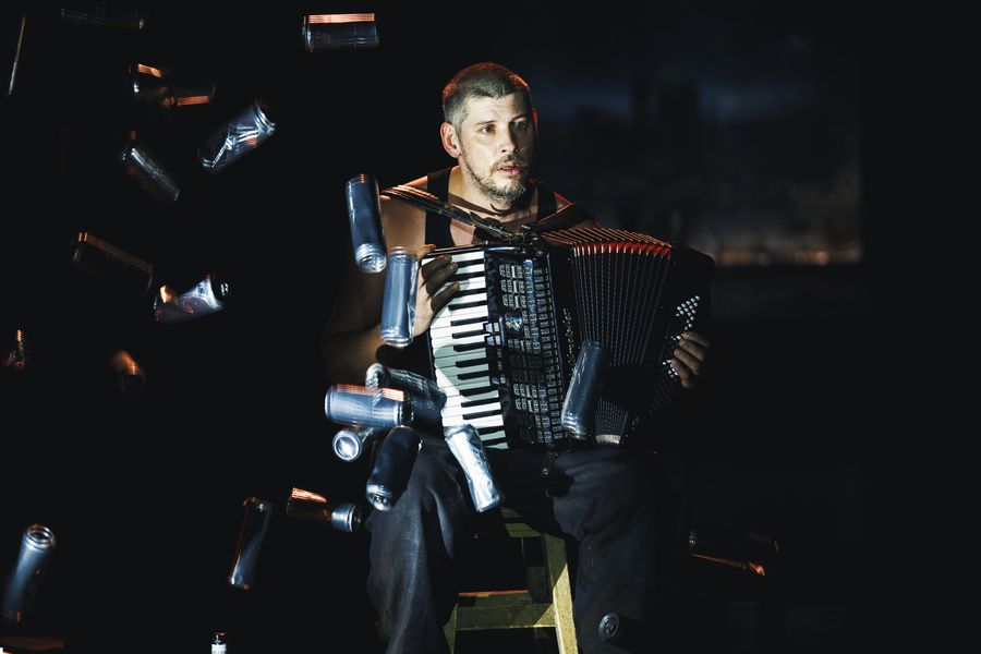 Стэнли — Антон Падерин