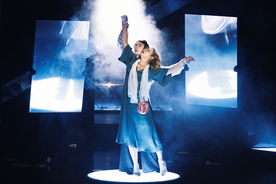 Бланш — Алёна Бабенко, Аллан — Игорь Клинский