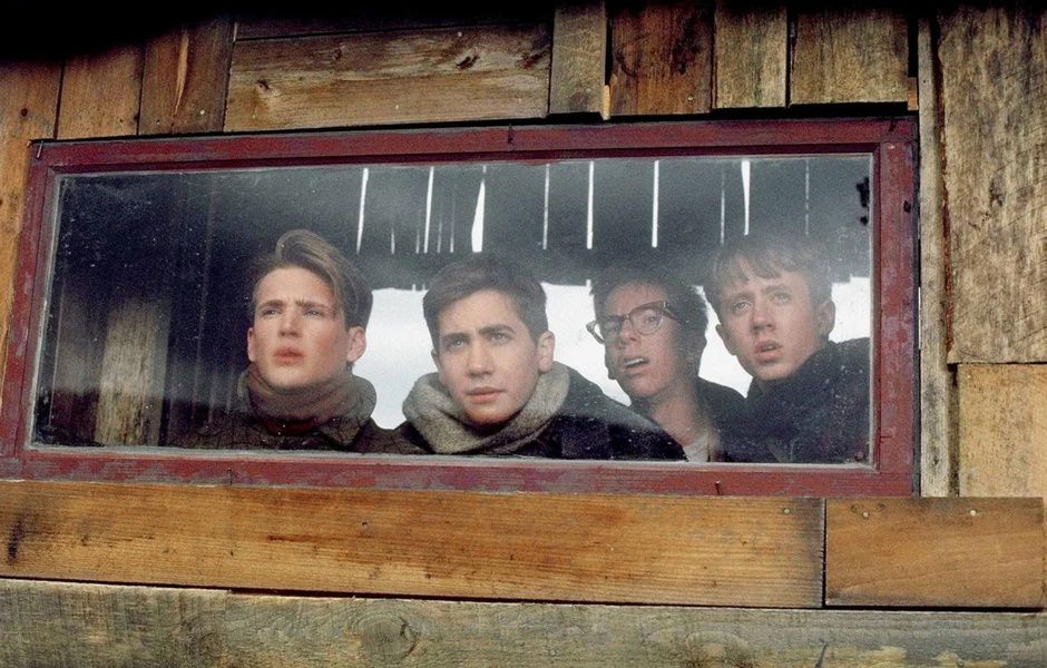 Кадр из фильма «Октябрьское небо»